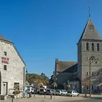 Hotell Au Lit Des Ours 3*