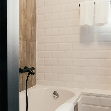 Au Lit Des Ours 3* Han-sur-Lesse