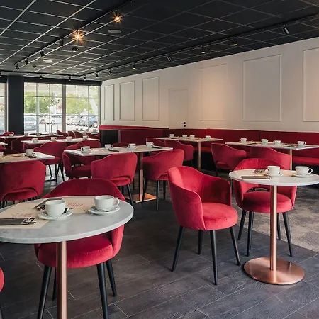 Au Lit Des Ours Hotel